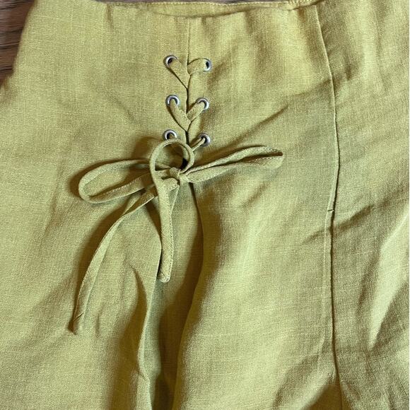 Anthro Lace Up High Waist Shorts Women's Casual Pleated Pockets Yellow - Picture 3 of 6